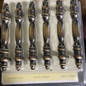 Antique brass cabinet pulls NWOT